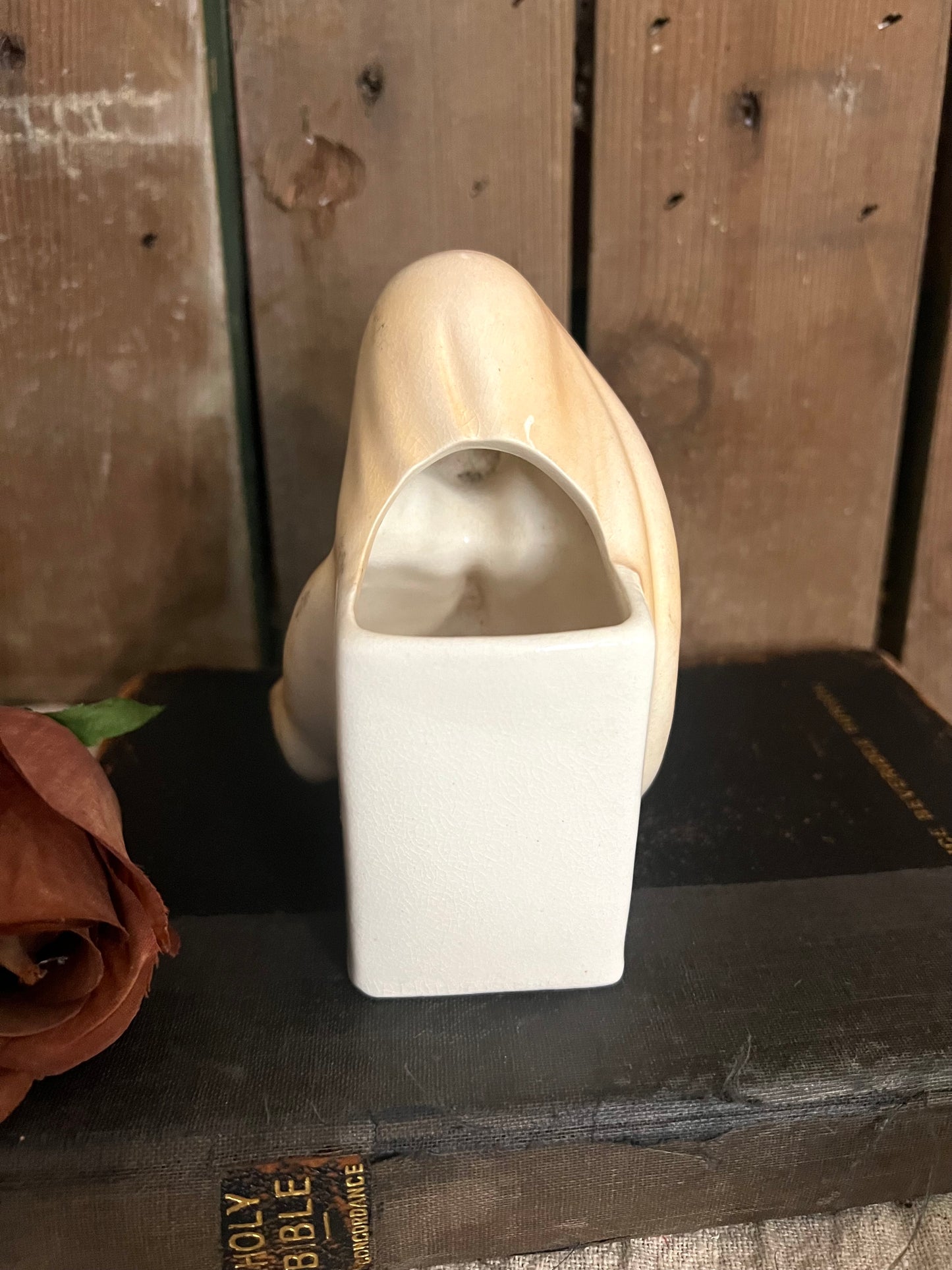 Praying Mary Planter