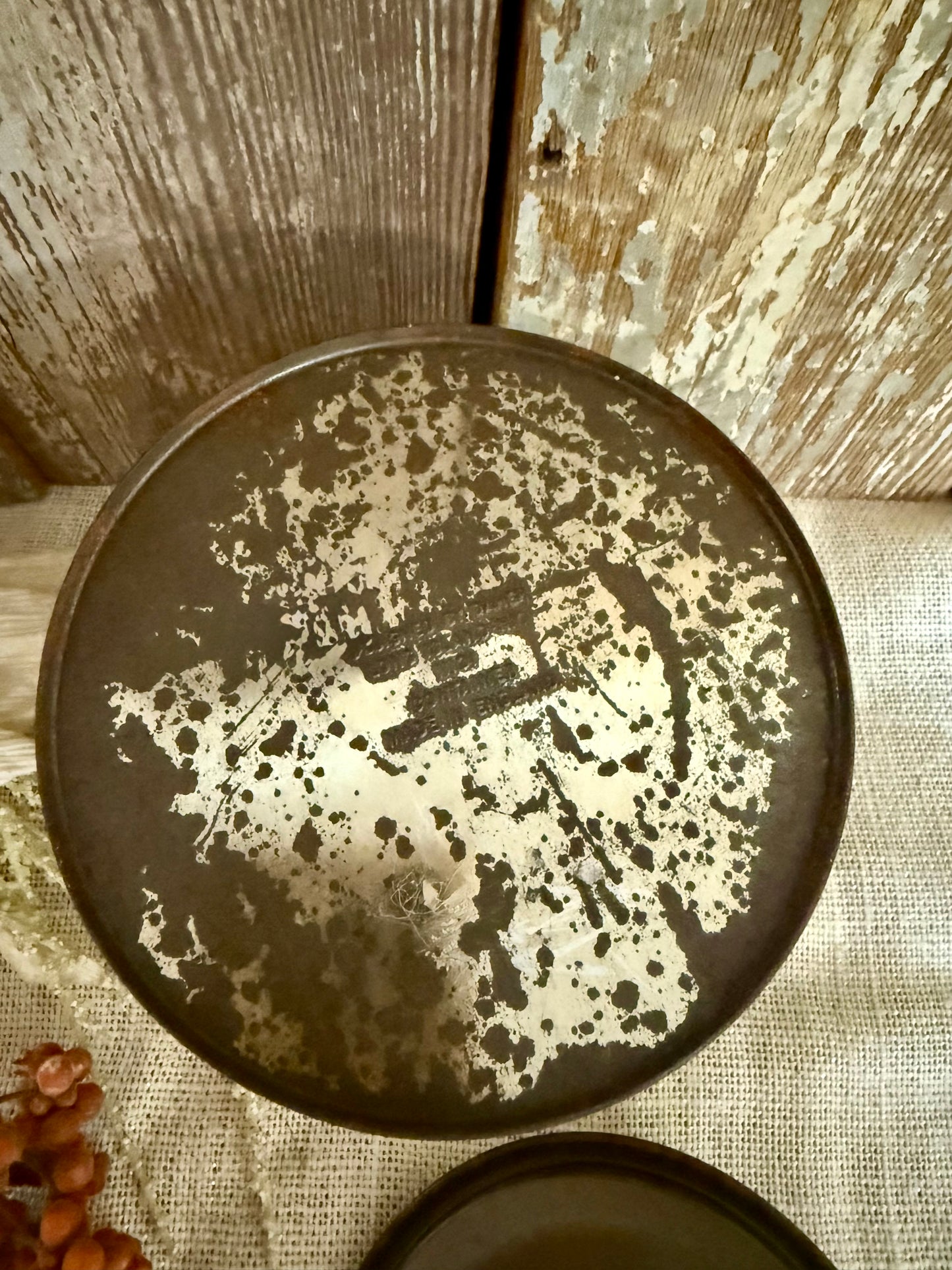 English Brown Floral Tin