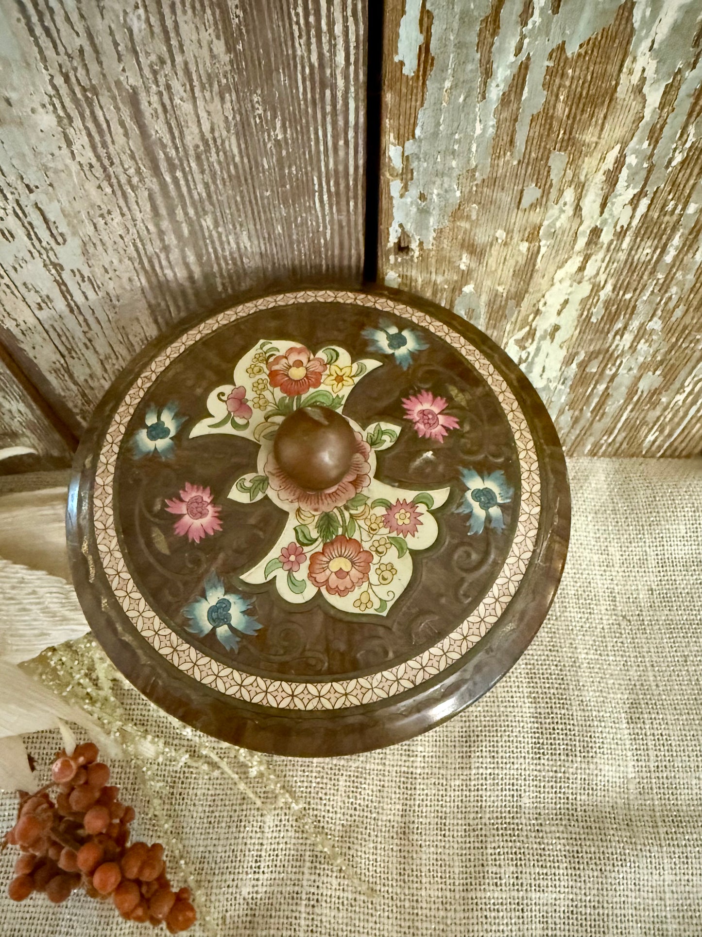 English Brown Floral Tin