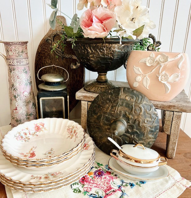 Red Bird Interiors redbirdinteriors