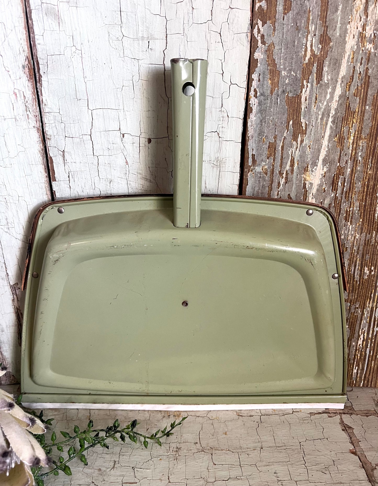 Vintage Dustpan