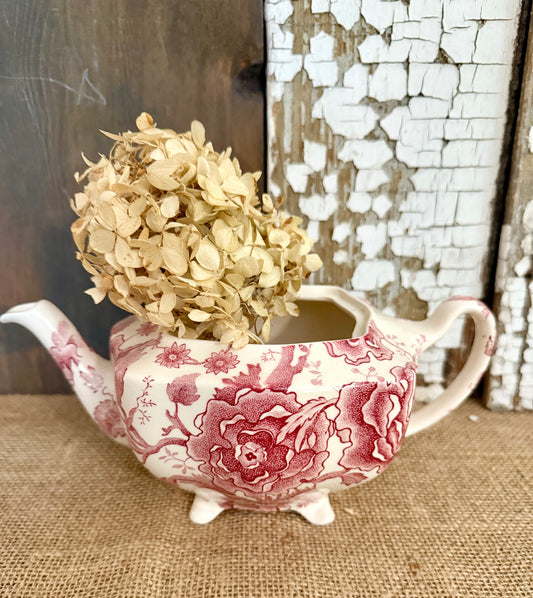 Johnson Brothers English Chippendale Teapot