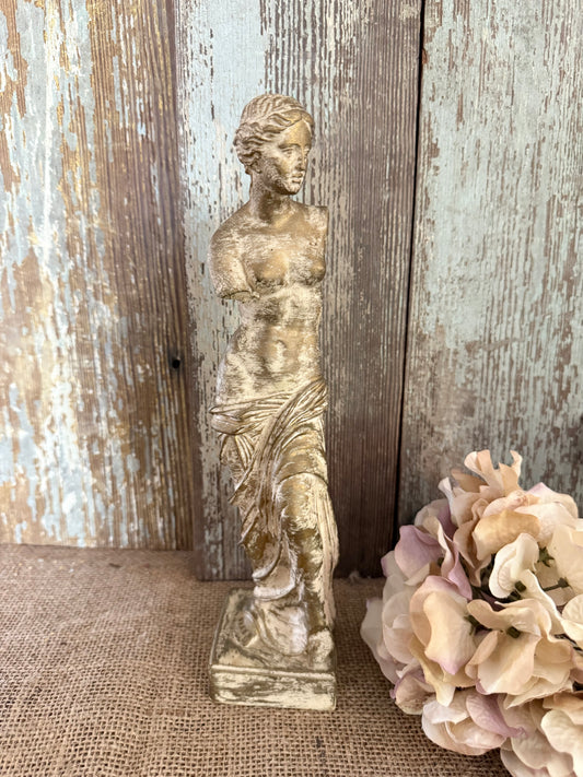 Venus De Milo Statue
