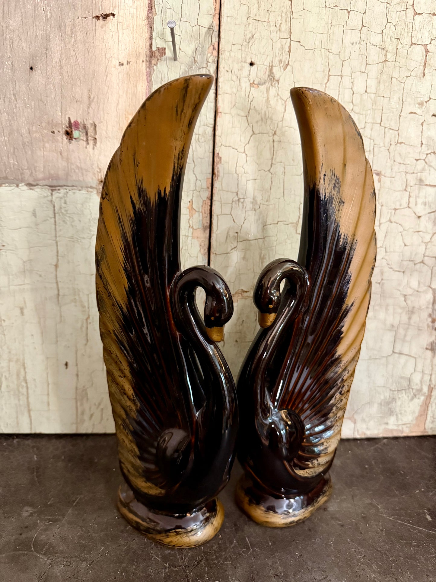 Vintage Black & Gold Terracotta Swan Figurines – Elegant Mid-Century Style Pair