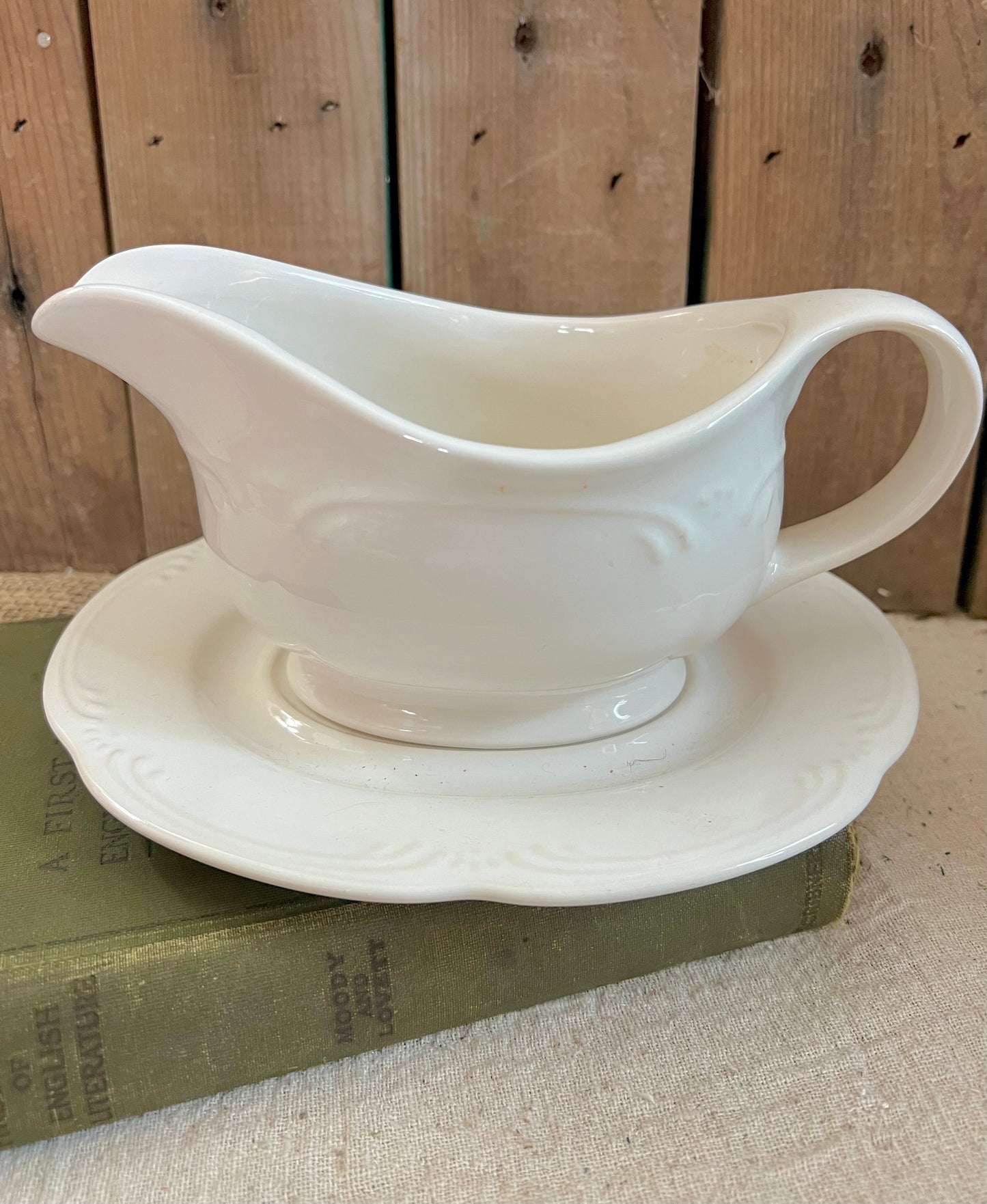 Pfaltzgraff Gravy Boat & Tray