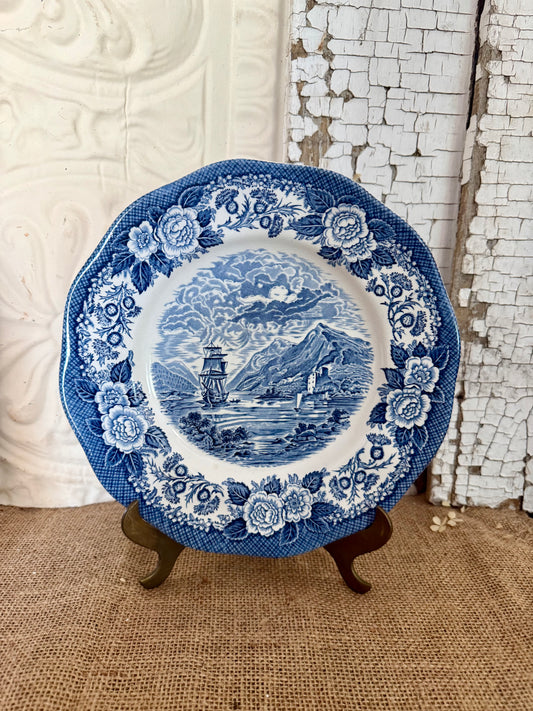 Royal Warwick Lochs of Scotland Blue Transferware Plate