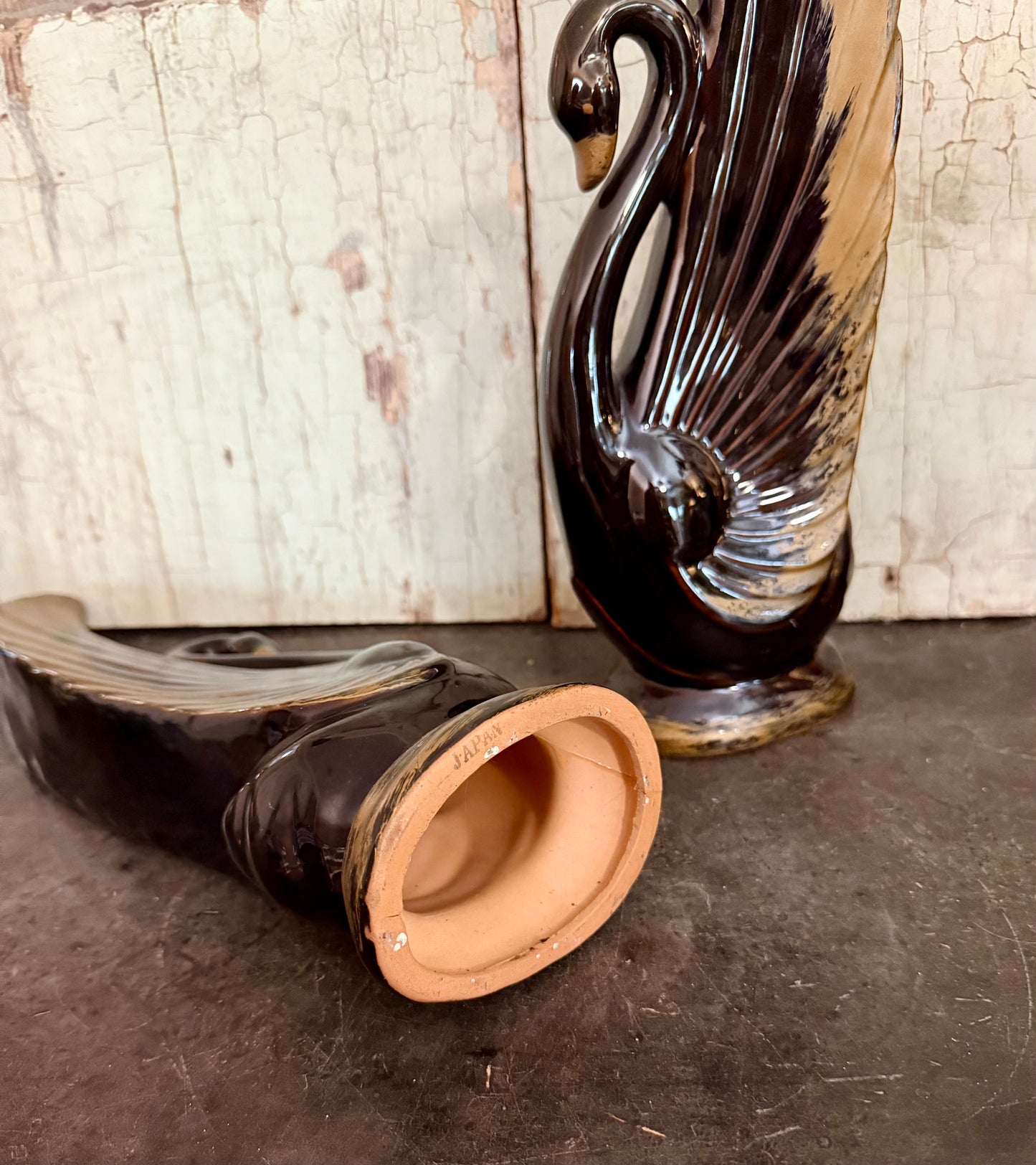 Vintage Black & Gold Terracotta Swan Figurines – Elegant Mid-Century Style Pair