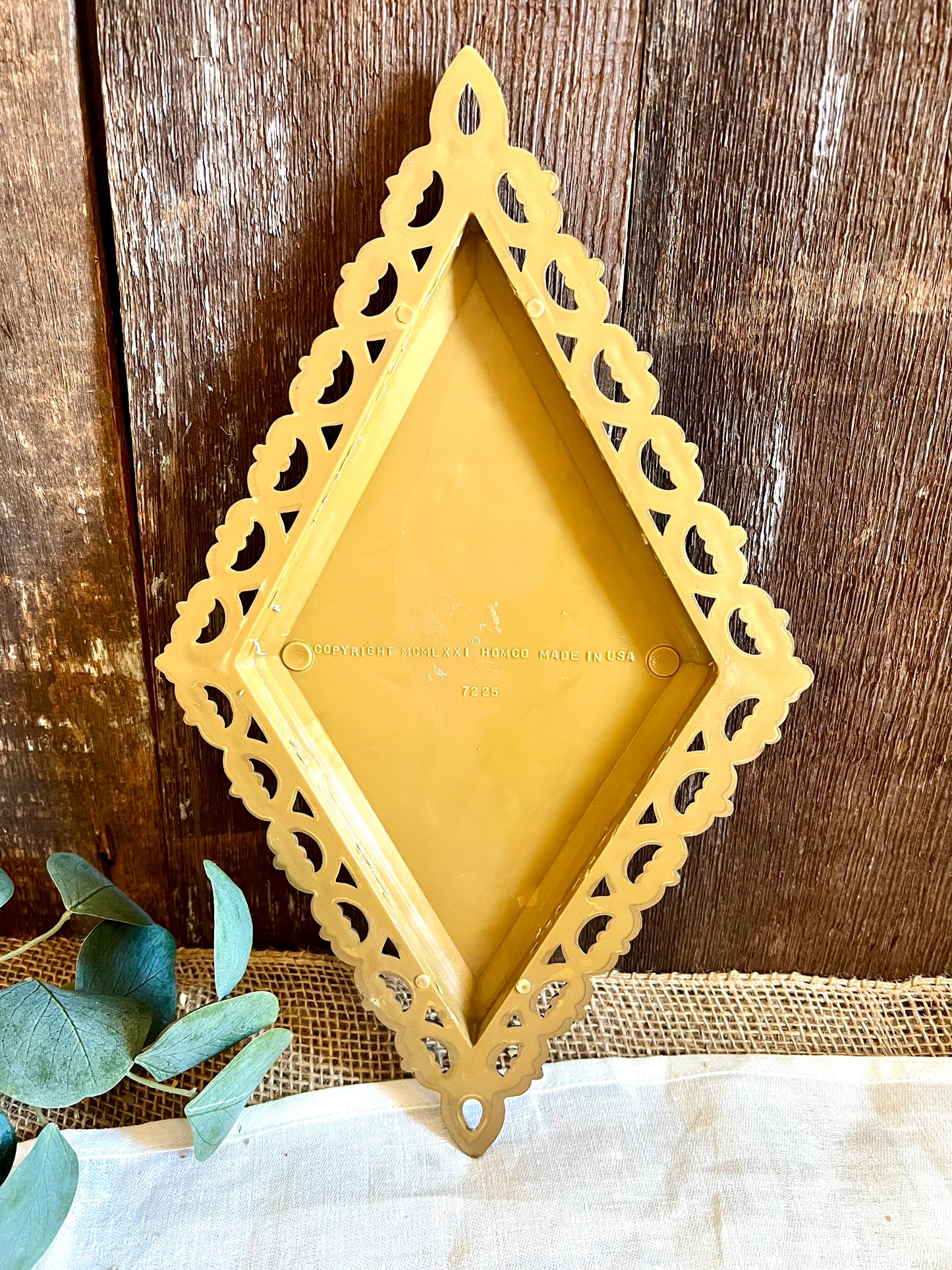 Ornate Diamond Wall Plaque-3