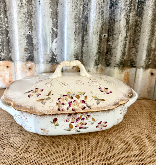 Dresden Covered Casserole Dish