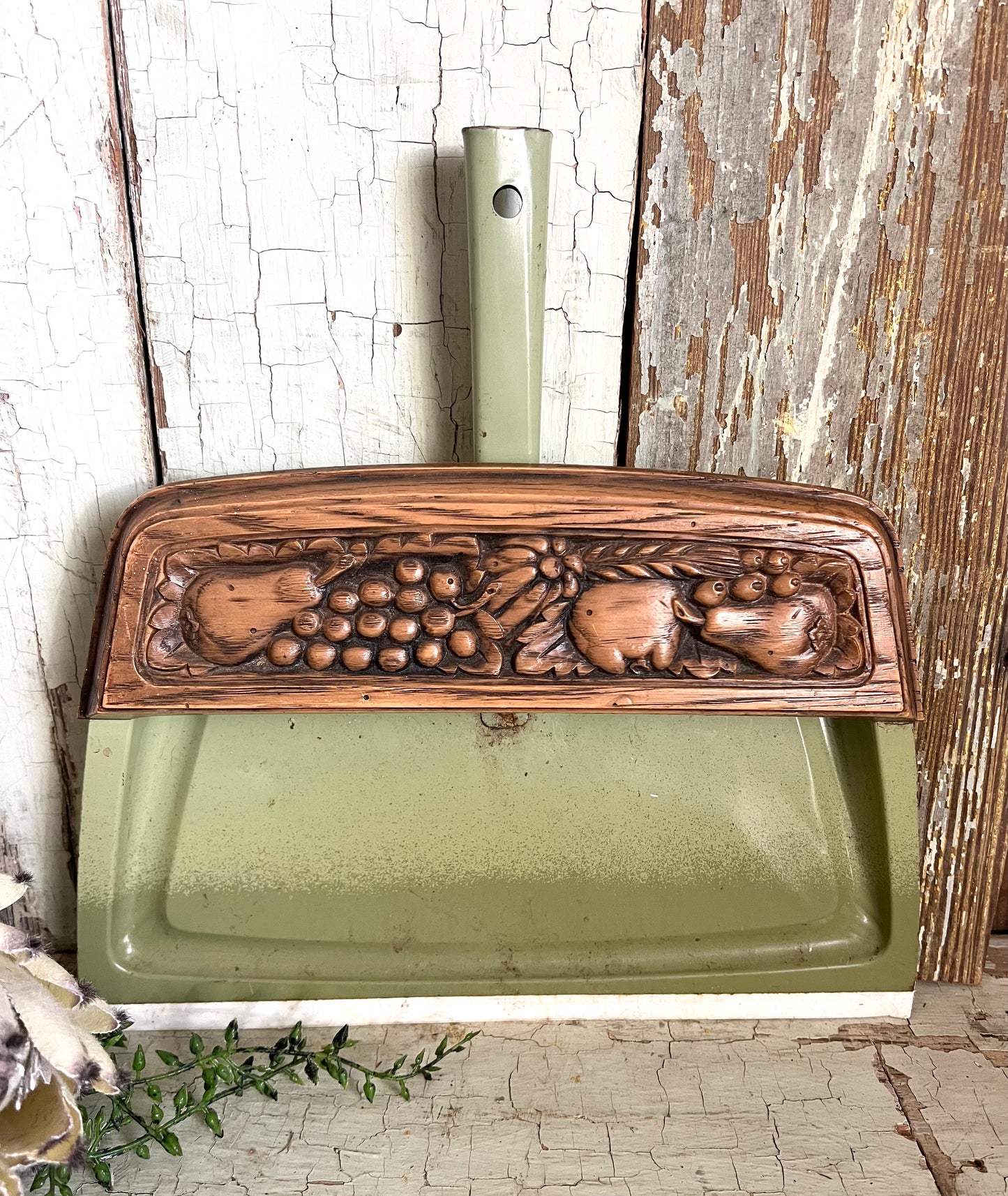 Vintage Dustpan