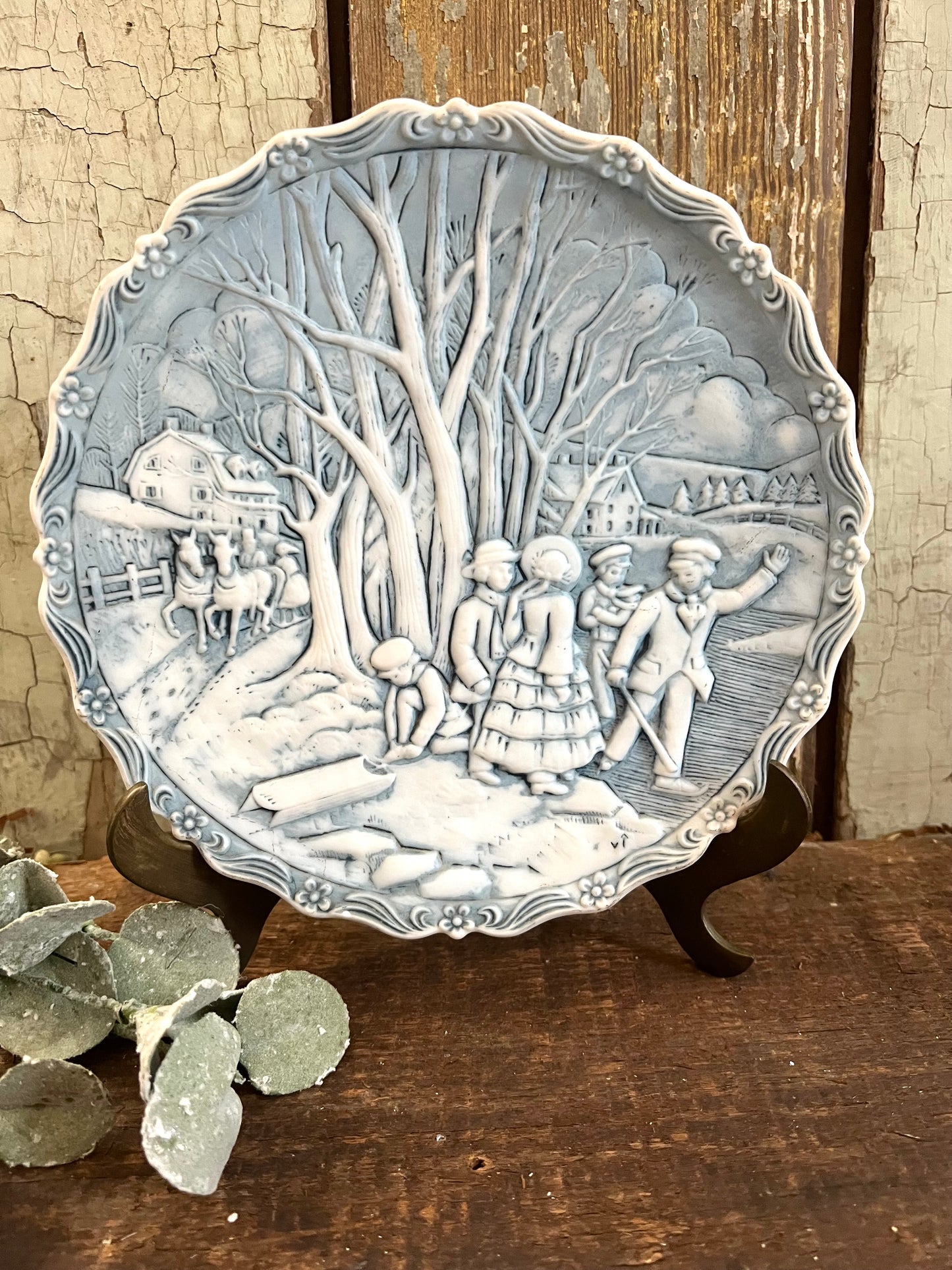 Fenton Winter Pastime Plate