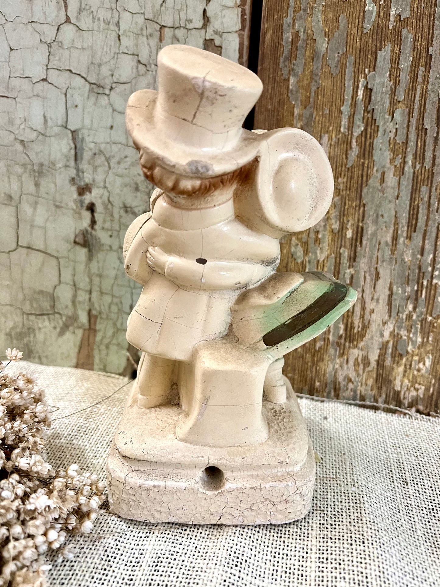 Chalkware Couple Figurine