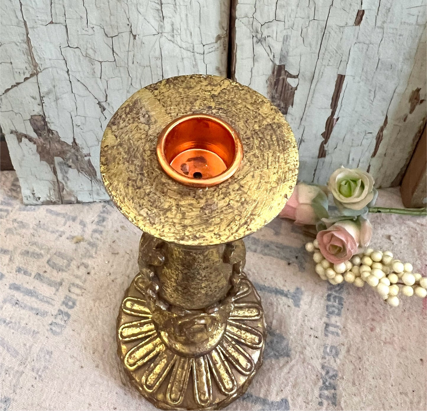 Shiny Gold Candlestick