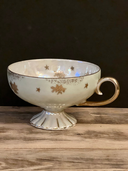 Cream & Gold Teacup